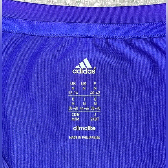 Adidas t-shirt / size M - Picture 4 of 4